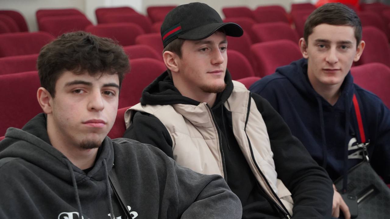 Производственную практику наших будущих педагогов 4 курса подытожили сегодня на завершающей конференции